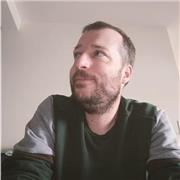 Je suis Maël, professeur certifié de physique-chimie et docteur en chimie. Je serais là pour vous aider dans votre année.
